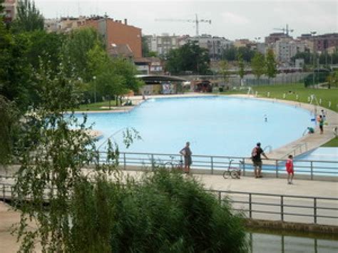 piscina vallparadis|Actividades en el parque .